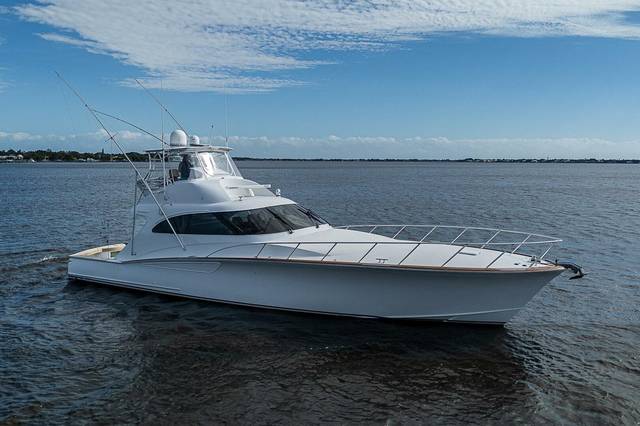 2017 F&S Cusotm Express Sportfish