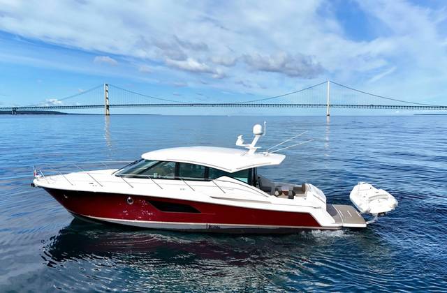 2017 Tiara Yachts 53 Coupe