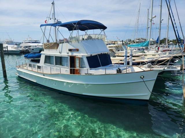 1995 Grand Banks Classic