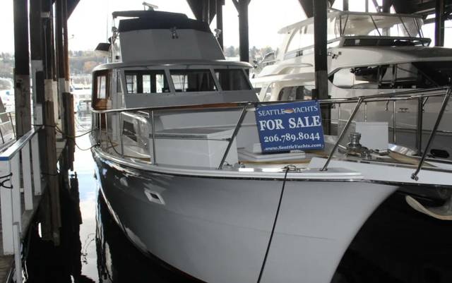 1974 Hatteras 58 Yachtfish