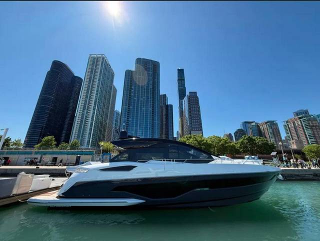 2025 Sunseeker 55 Predator