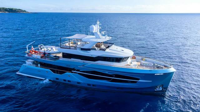 2025 Numarine Numarine 32XP