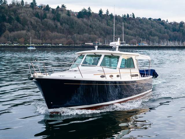 2010 Back Cove 37