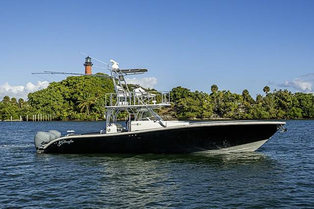 2010 Yellowfin 42 Offshore