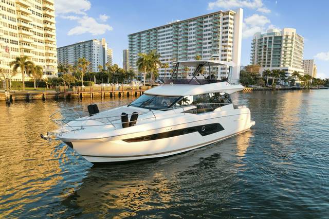 2018 Prestige 520
