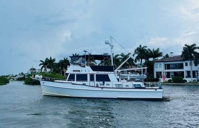 2002 Grand Banks Classic