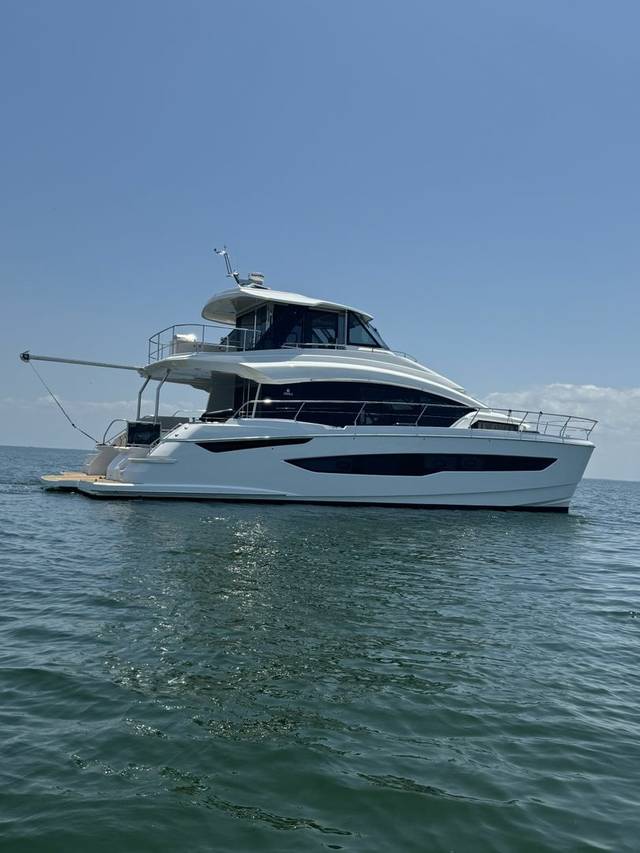 2024 Aquila 54 Yacht