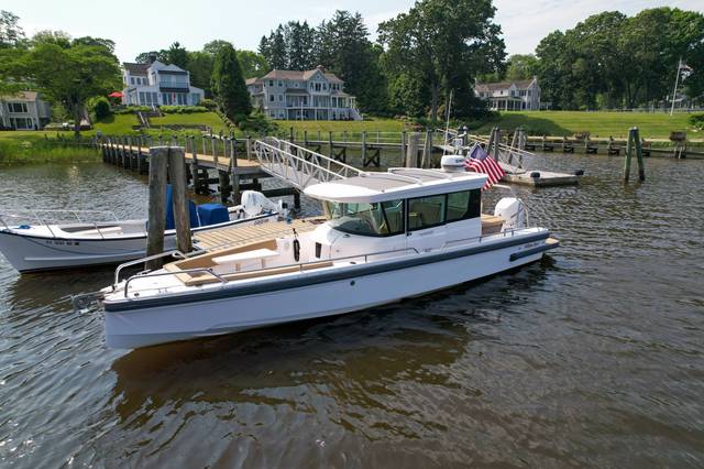 2021 Axopar 28 Cabin
