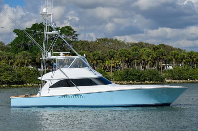 2001 Viking 61 Convertible