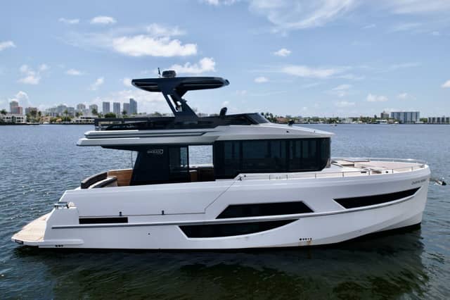 2022 Okean Flybridge 50