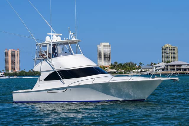 2015 Viking 42 Convertible