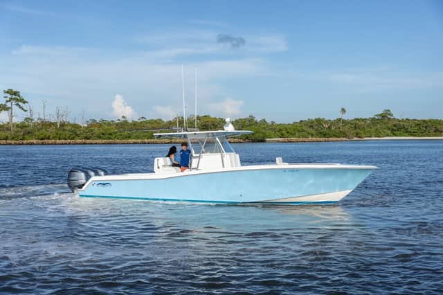 2015 Invincible Center Console