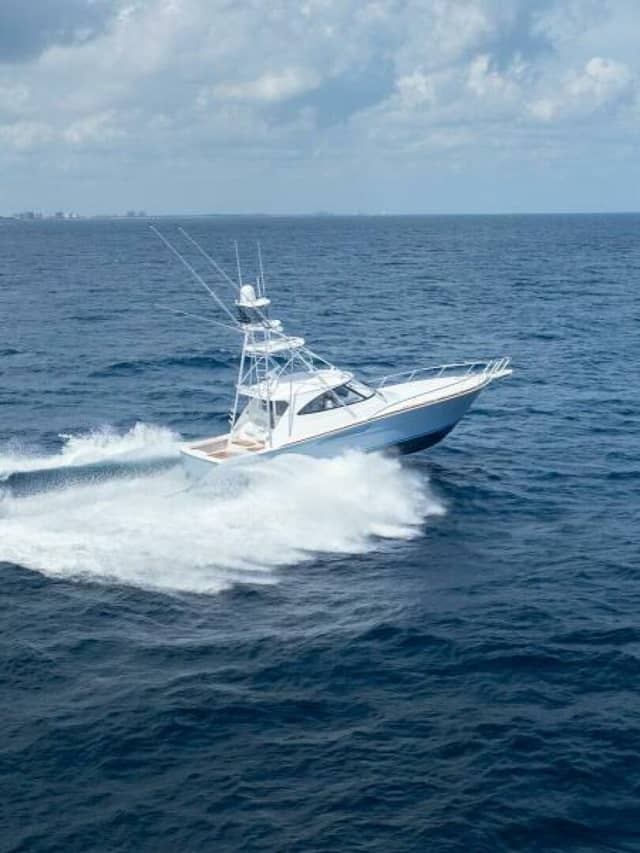 2027 Viking 54 Sport Tower