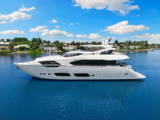 2018 Sunseeker 95 Motoryacht