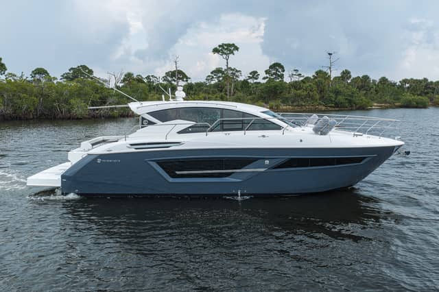 2020 Cruisers 46 Cantius