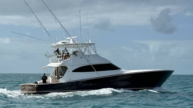 2024 Viking 64 Convertible