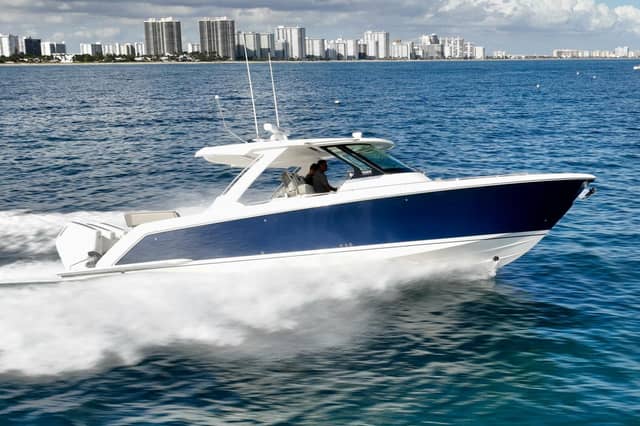 2023 Tiara Yachts 38 LS