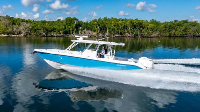 2019 Everglades 355 Center Console