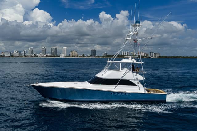 2002 Viking 61 Convertible