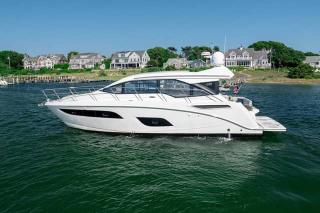 2017 Sea Ray 460 Sundancer