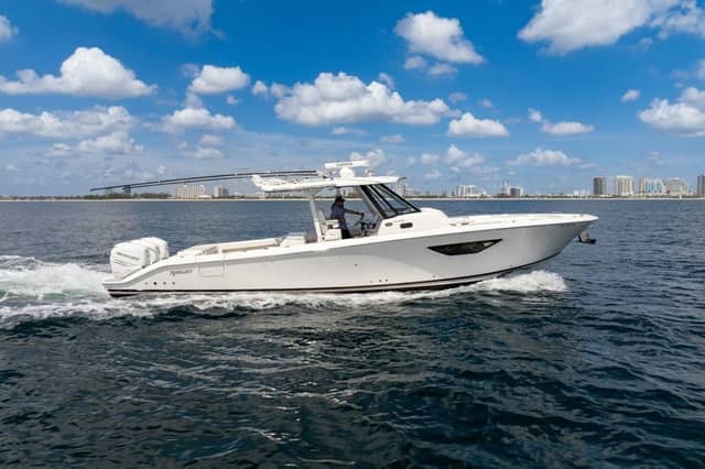2021 Pursuit S 378 Sport