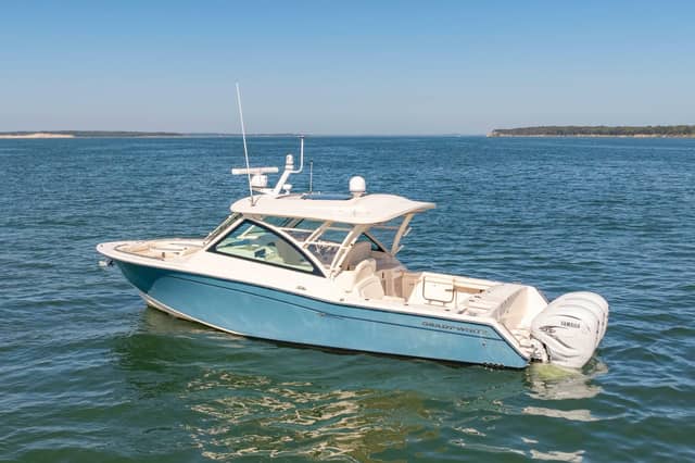 2019 Grady-White Freedom 375