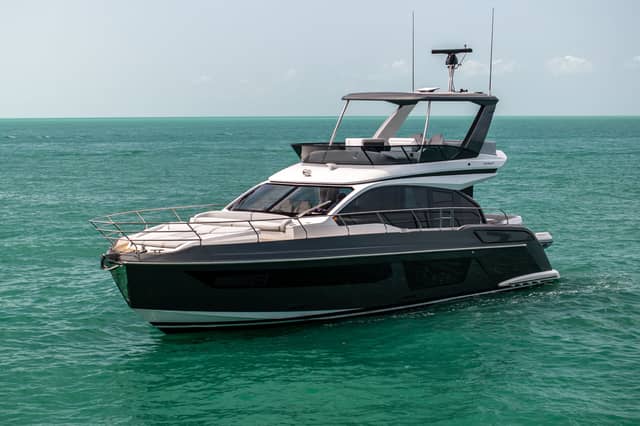 2025 Azimut FLY 53