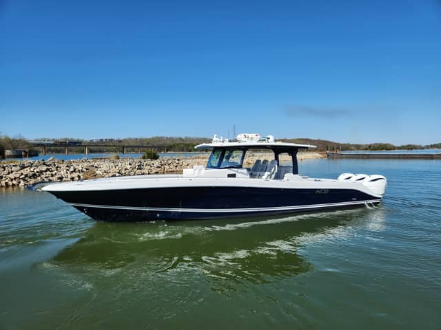 2023 HCB 42 Lujo