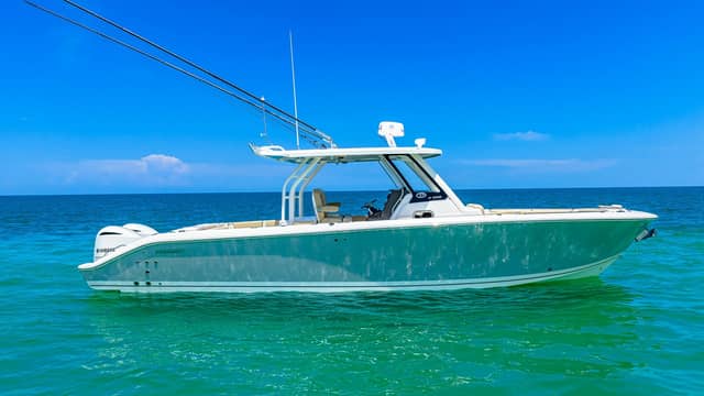 2019 Pursuit S 328