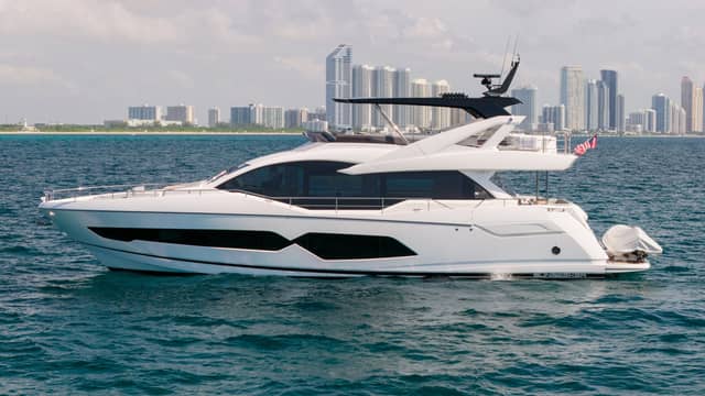2025 Sunseeker 76 Yacht