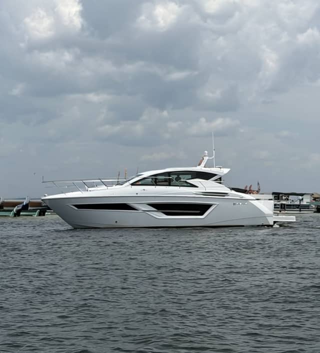 2022 Cruisers 46 Cantius