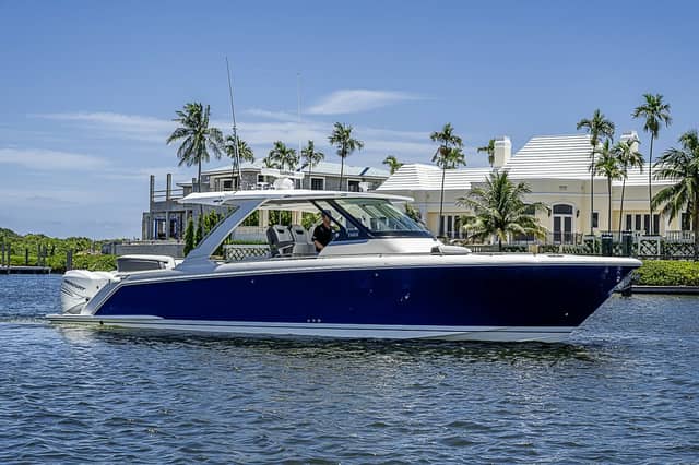 2021 Tiara Yachts 38 LS