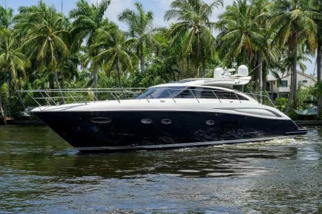 2013 Princess V62 Express Cruiser