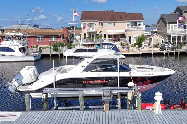2024 Sea Ray SLX 310 Outboard