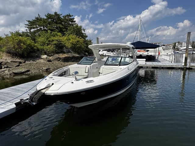 2021 Sea Ray 350 SLX