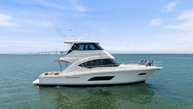 2021 Riviera 57 Enclosed Bridge