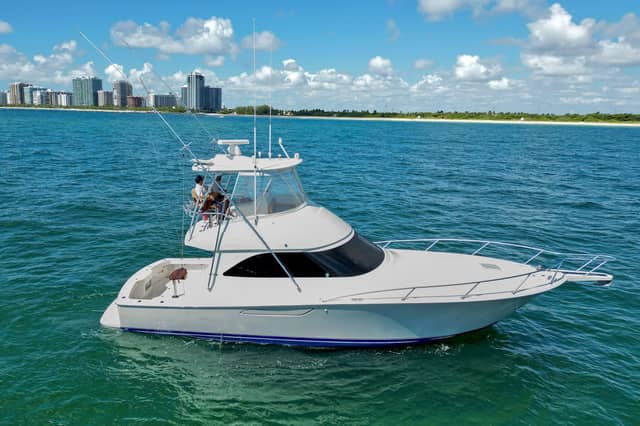 2015 Viking 42 Convertible