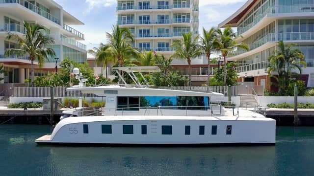 2019 Silent-Yachts