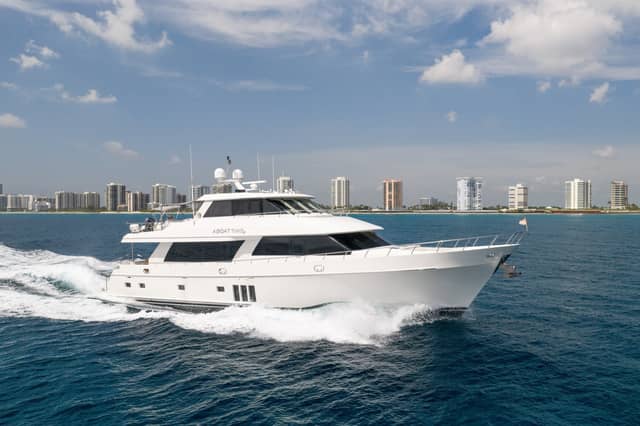 2013 Ocean Alexander 90 Sky Lounge Motor Yacht