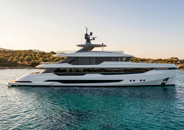 2028 Hargrave Signature E Series Tri-Deck By Teruzzi