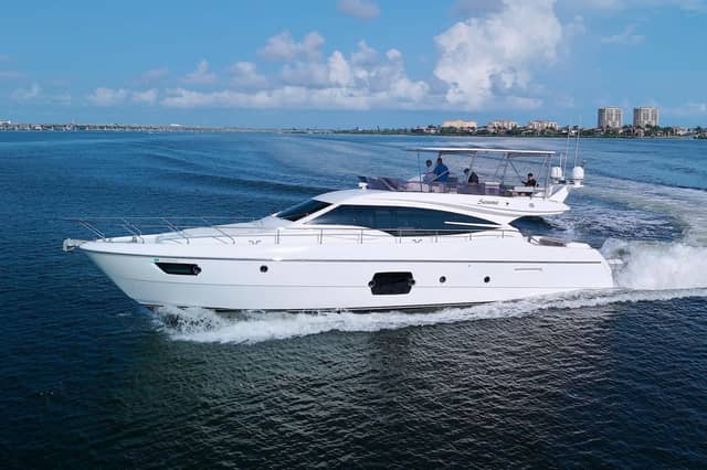 2014 Ferretti Yachts 620