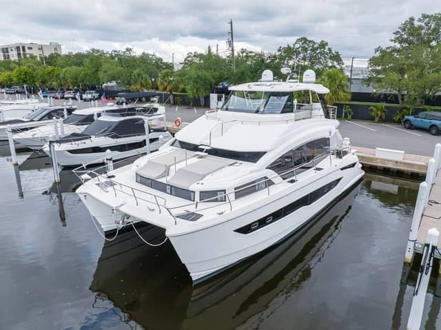 2023 Aquila 54 YACHT