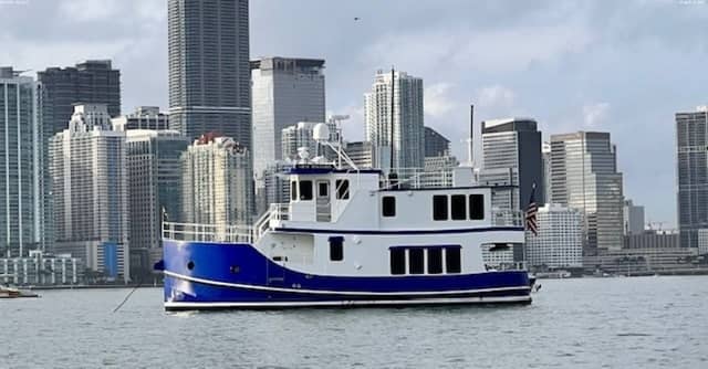 1992 Florida Bay Coaster Pilothouse