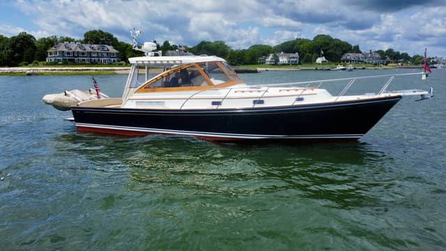 2001 Little Harbor Whisper Jet 38 Prop