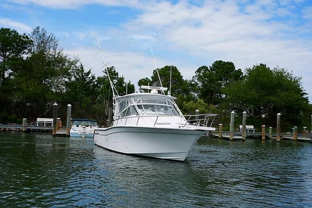 2006 Grady-White Express 330