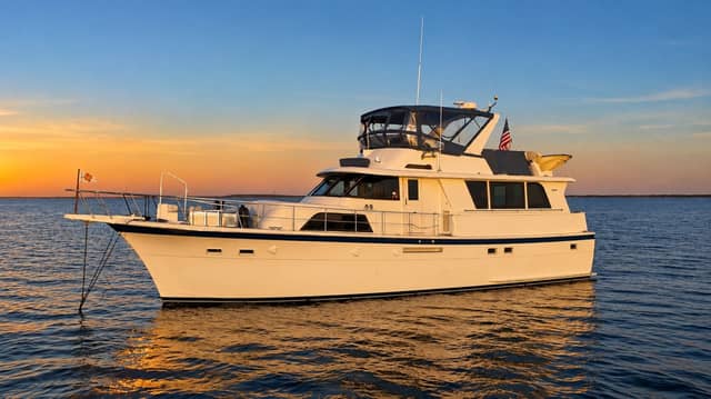 1985 Hatteras 53 Extended Deckhouse