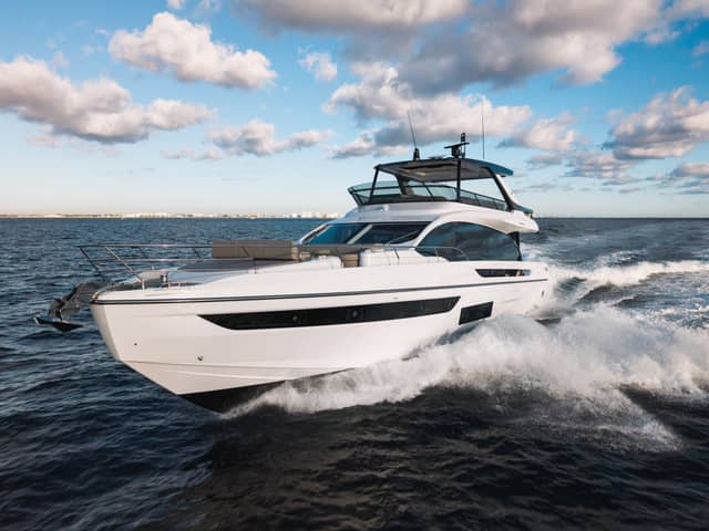 2025 Azimut Fly 72
