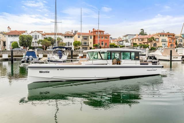 2019 Axopar 37 Cabin
