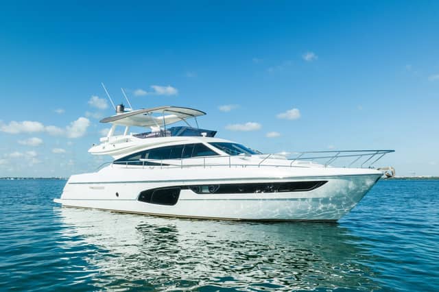 2016 Ferretti Yachts