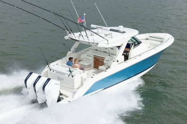 2025 Tiara Sport 38 LS